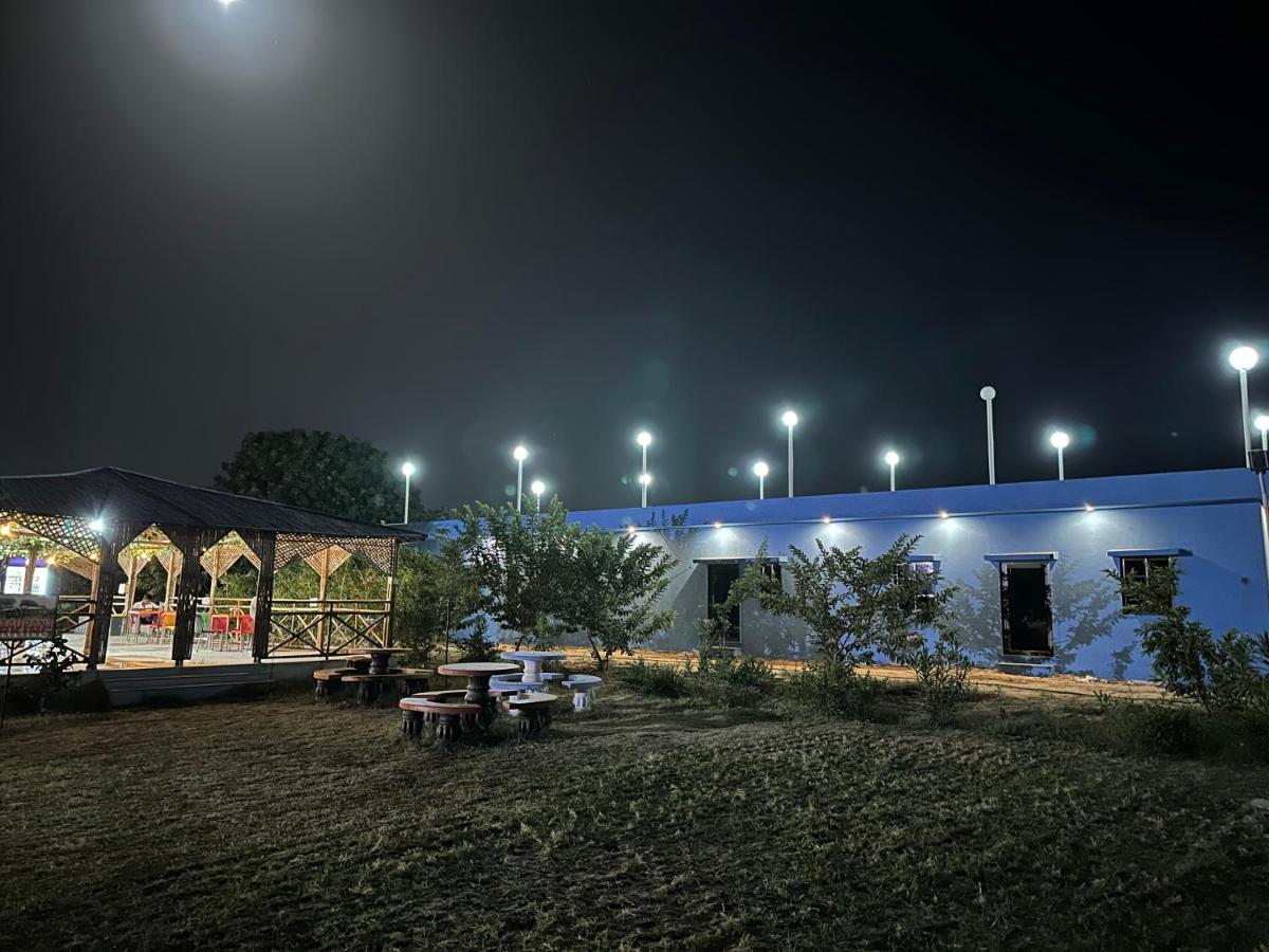 Modhera Sunrise Resort - Tents Bhungas Jungle Restaurants & Candlelight Dining Kalri Екстер'єр фото